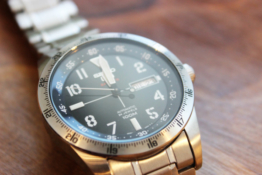 seiko 5 sports automatic srp513k1